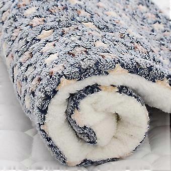 Warm Flannel Nesting Pet Mat