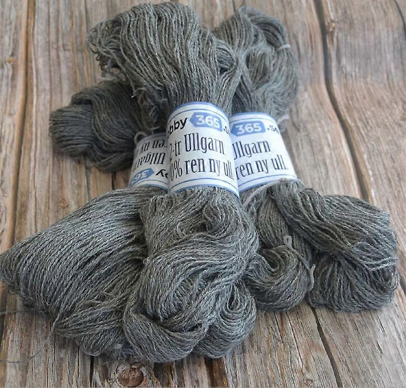 Hobby365s eget 2-tråds ullgarn Mørkegrå
