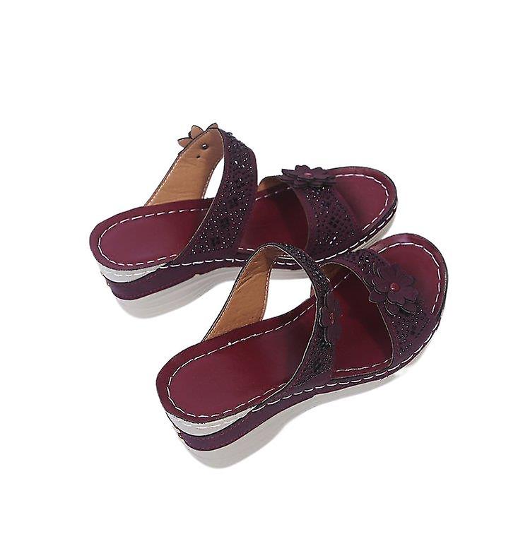 Sandali con zeppa stampati alla moda e comodi alla moda