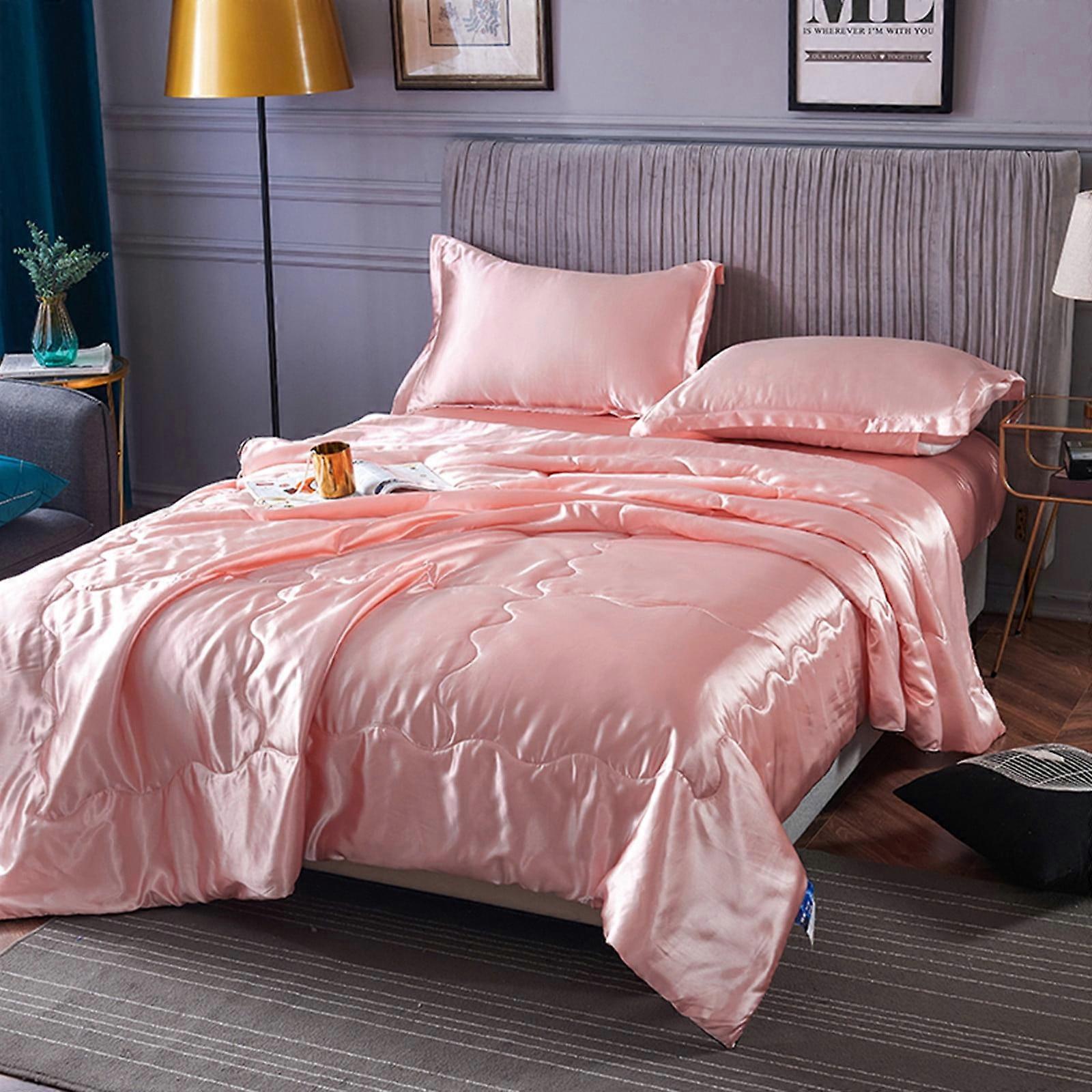 Lightweight Silk Cooling Blanket, Queen Size Ice Silk Quilt, Solid Color Summer Thin Blanket, Compatible with Hot Sleepers