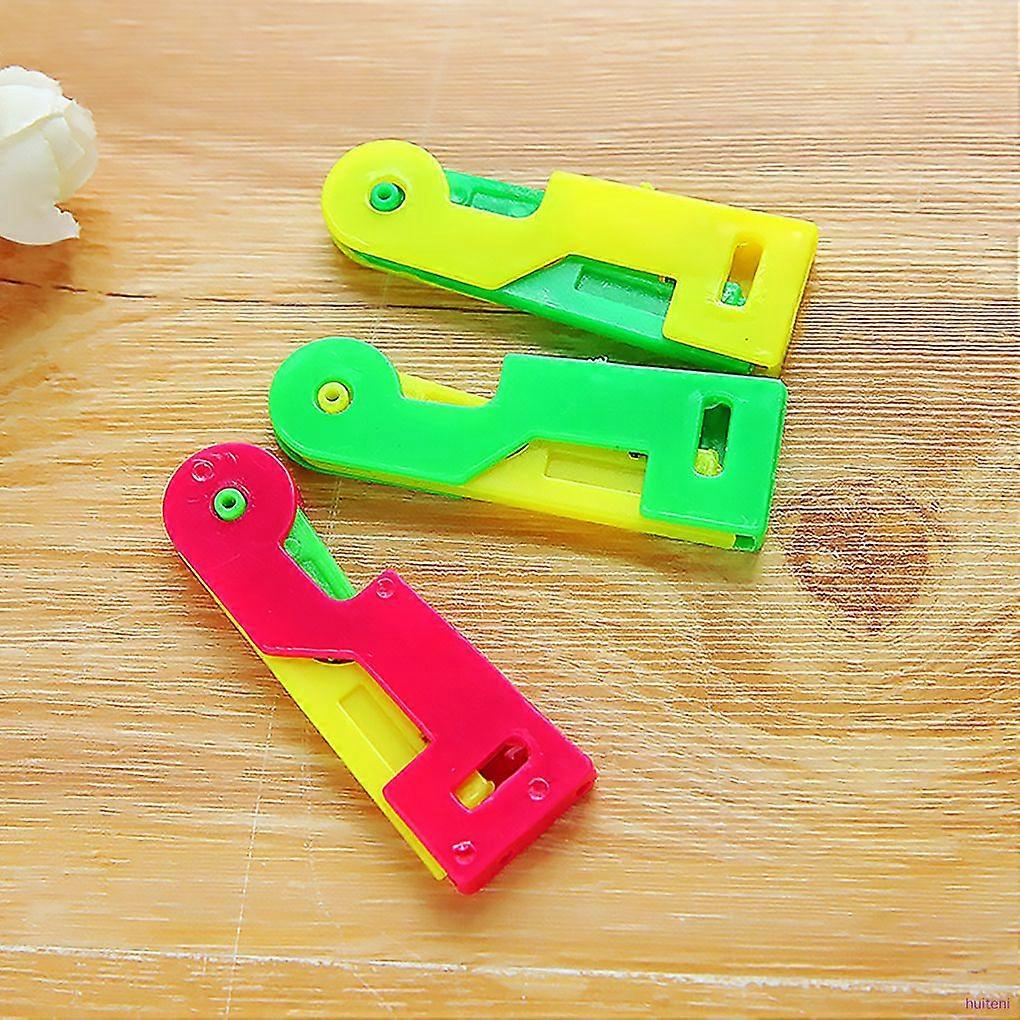 3-Piece Color Random Mini Automatic Needle Threader Sewing Guide Device Sewing Tools