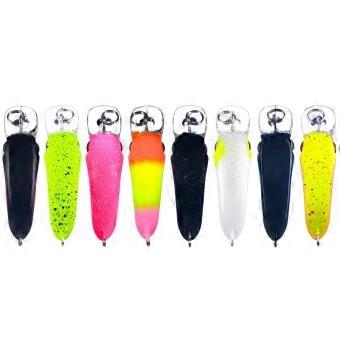8 esche artificiali in plastica a forma di esca, adatte per la pesca. Esca artificiale dura, tipo "topwater", e "wobbler", per la pesca sportiva.
