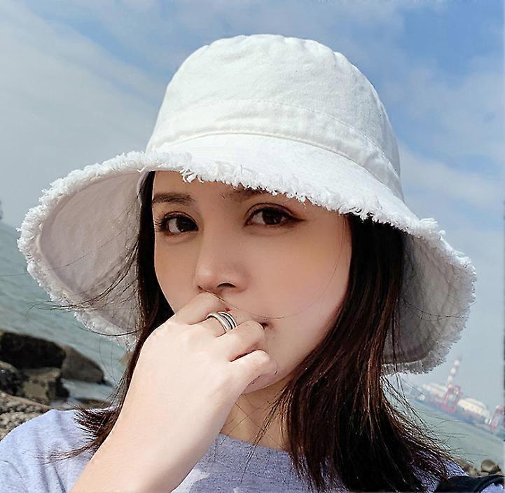 Women's cotton hat with wide soft brim