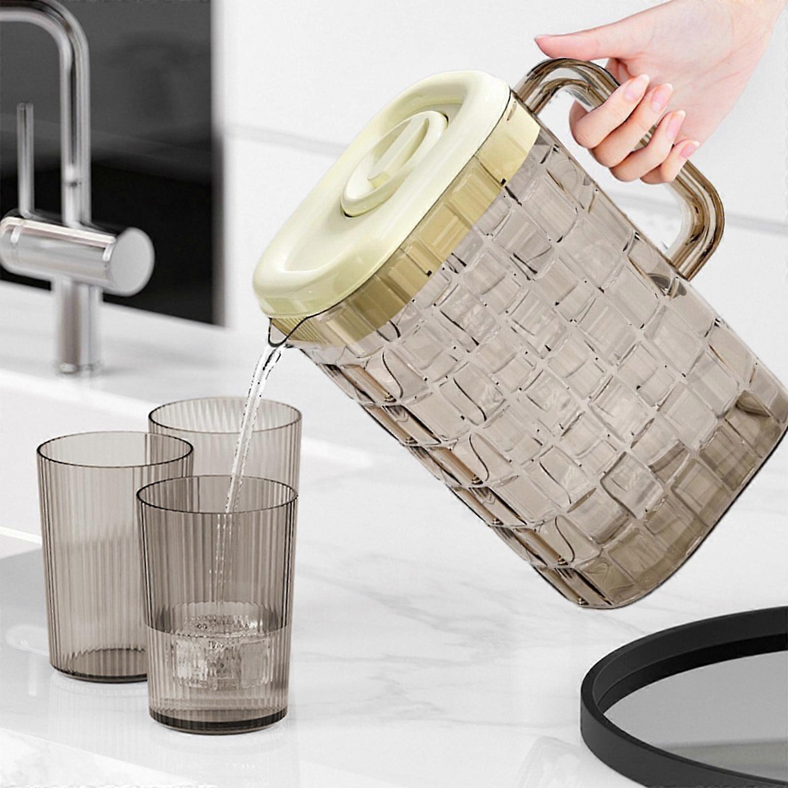 Donemore Transparent Plastic Pitcher 2000ml with Lid, Handle & Ribbed Design, Compatible with Juice, Iced Tea, Sangria, Lemonade, Hot/Cold Drinks