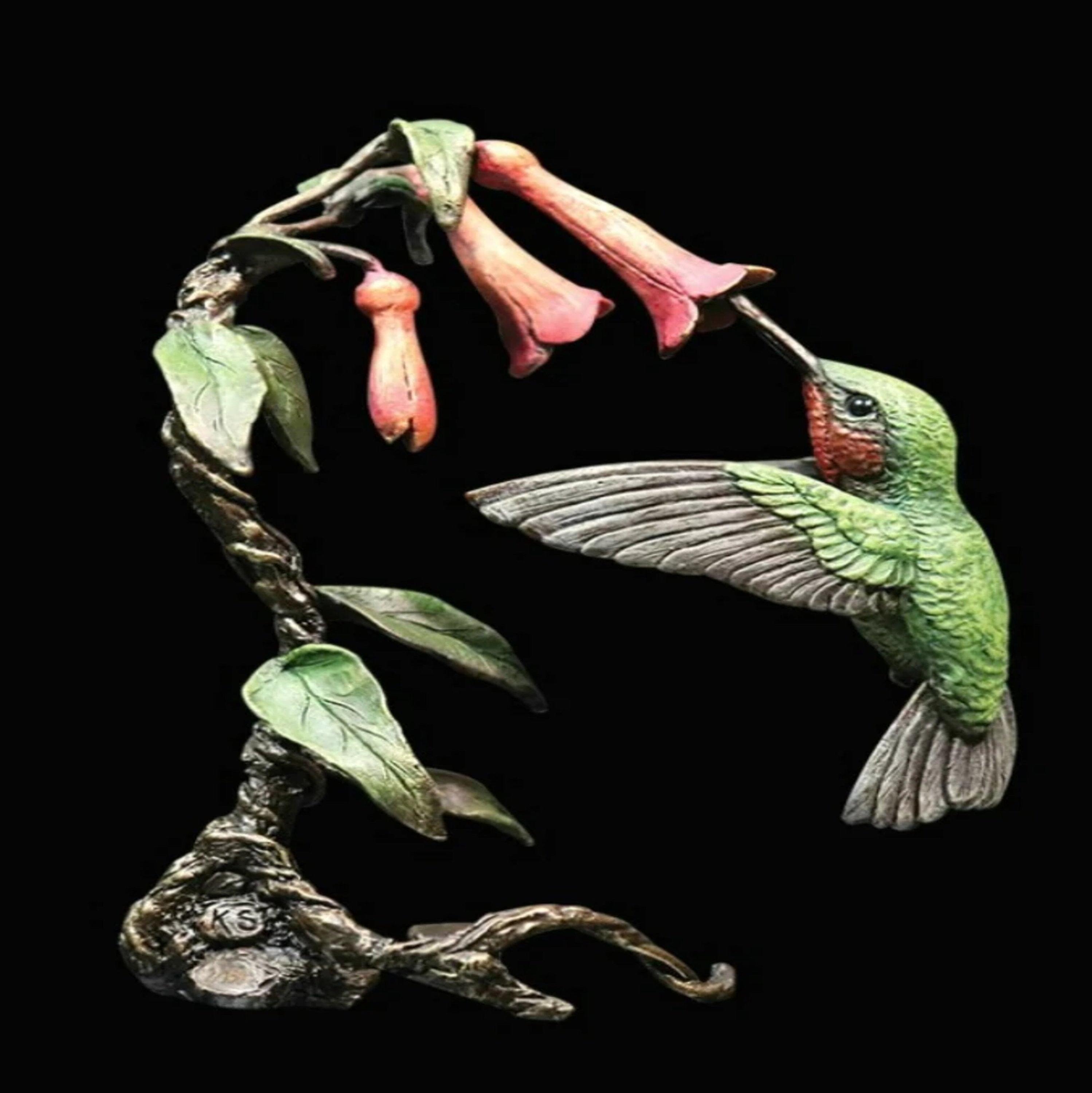 Hummingbird With Wooden Presentation Box Sculptures & Statues