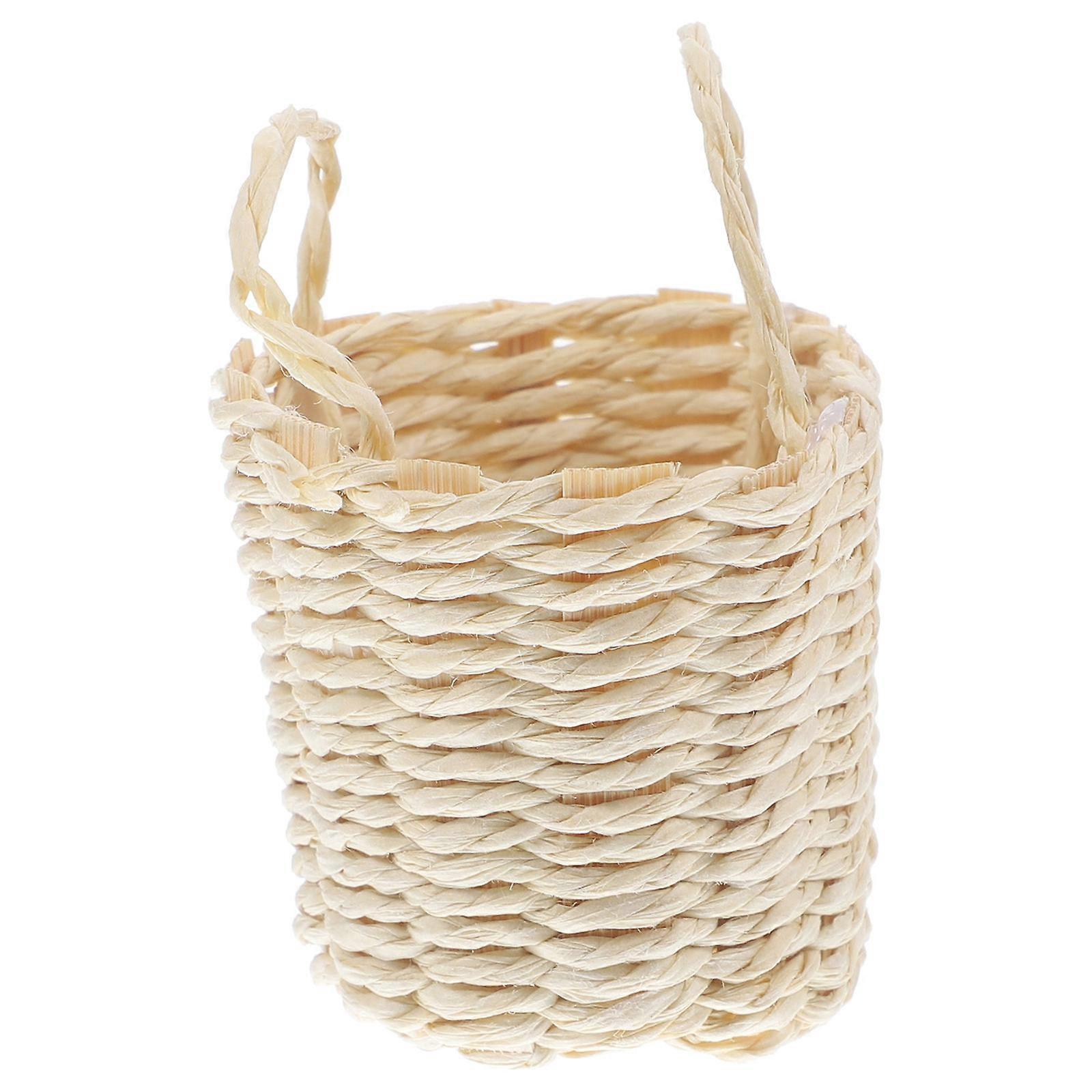 Miniature Rattan Woven Basket Ornament for Dollhouse & Micro Scene Decoration – Realistic Mini House Accessory for Playtime and Crafting