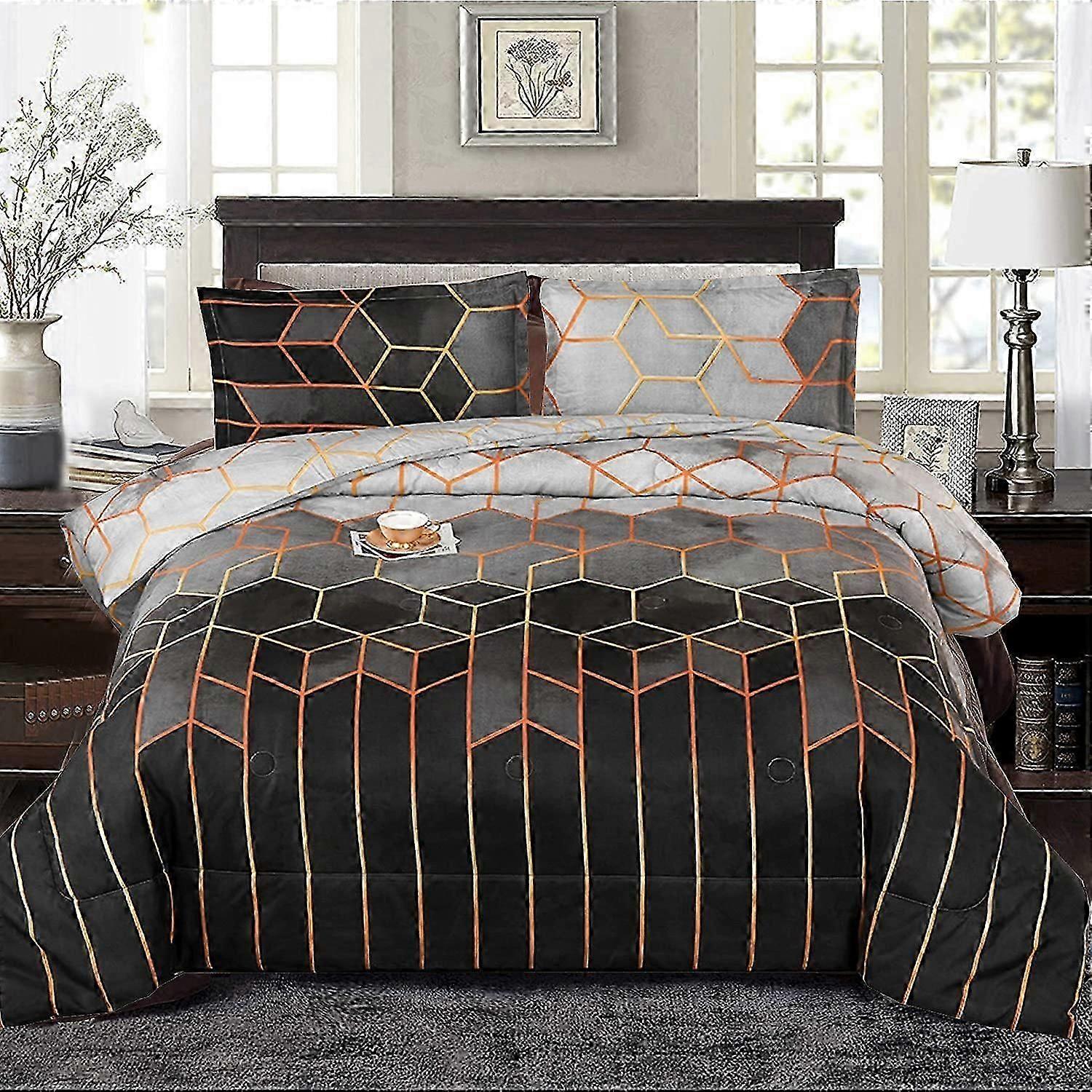Queen-Size Geometric Comforter Set - Ultra-Soft Microfiber Bedding for UK Bedrooms