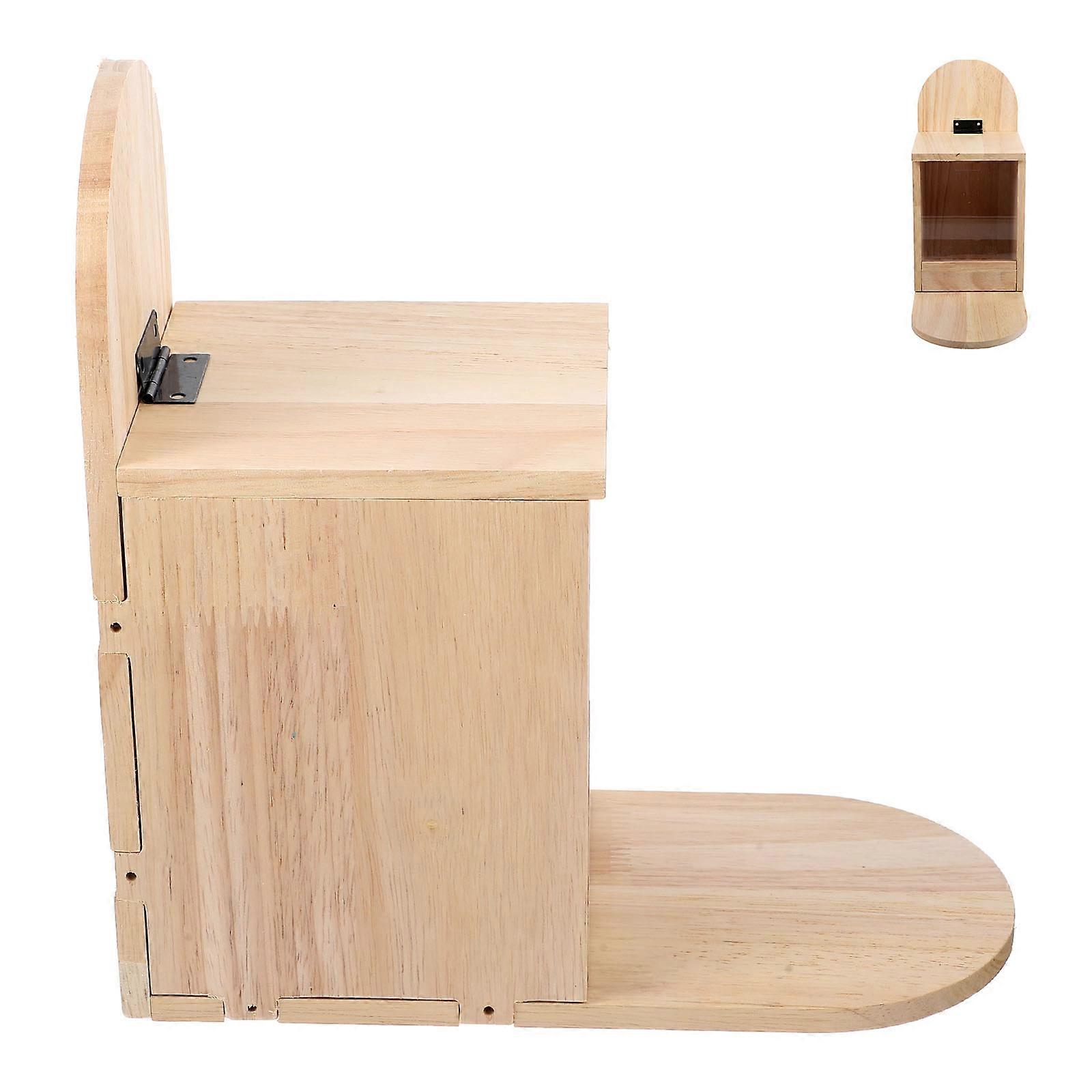 Squirrel Feeder Wooden Squirrel Feeding Box for Home Use