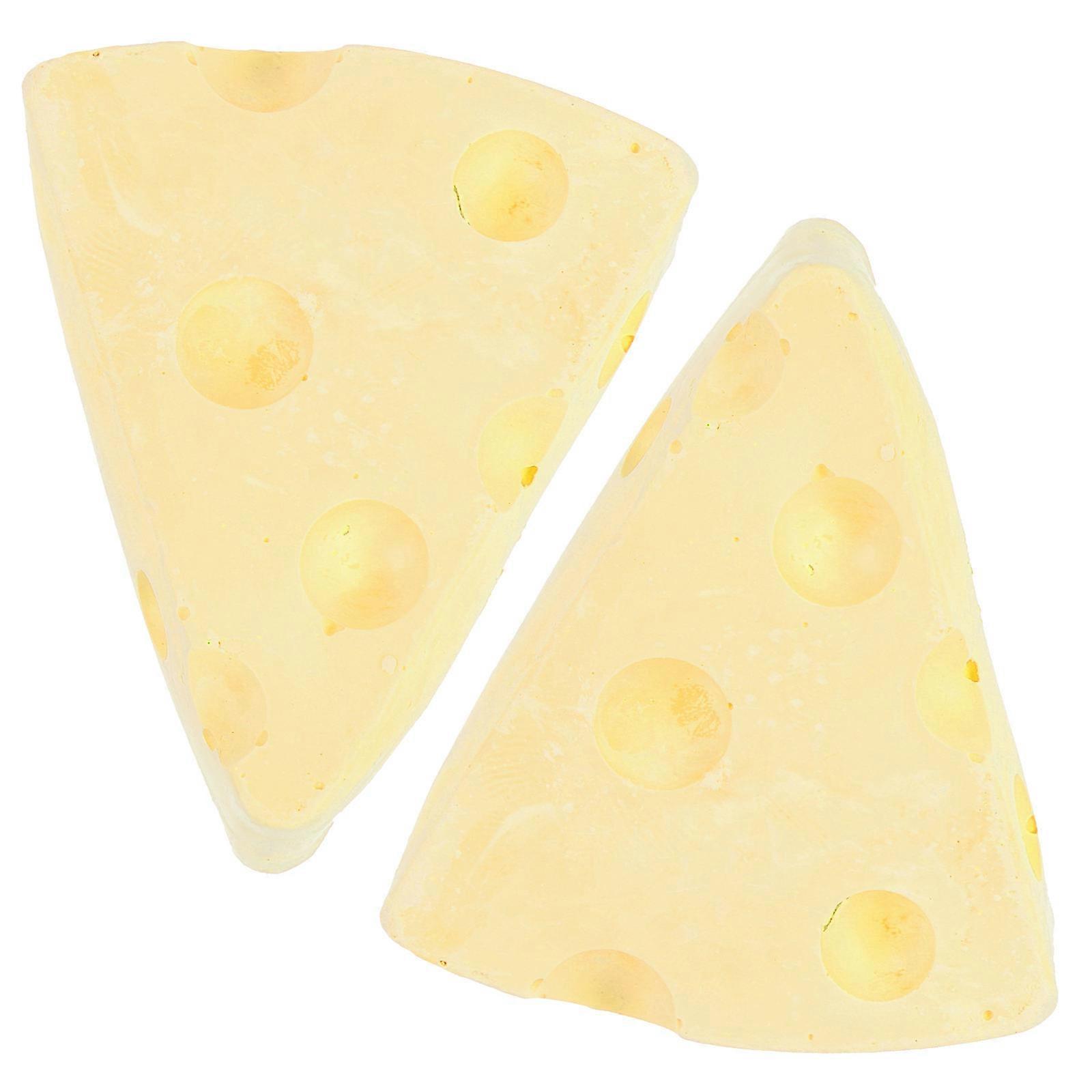 Molar Chew Toys 2Pcs For Guinea Pig Teeth Maintenance 5.3X4.5X3cm Yellow Friendly Material