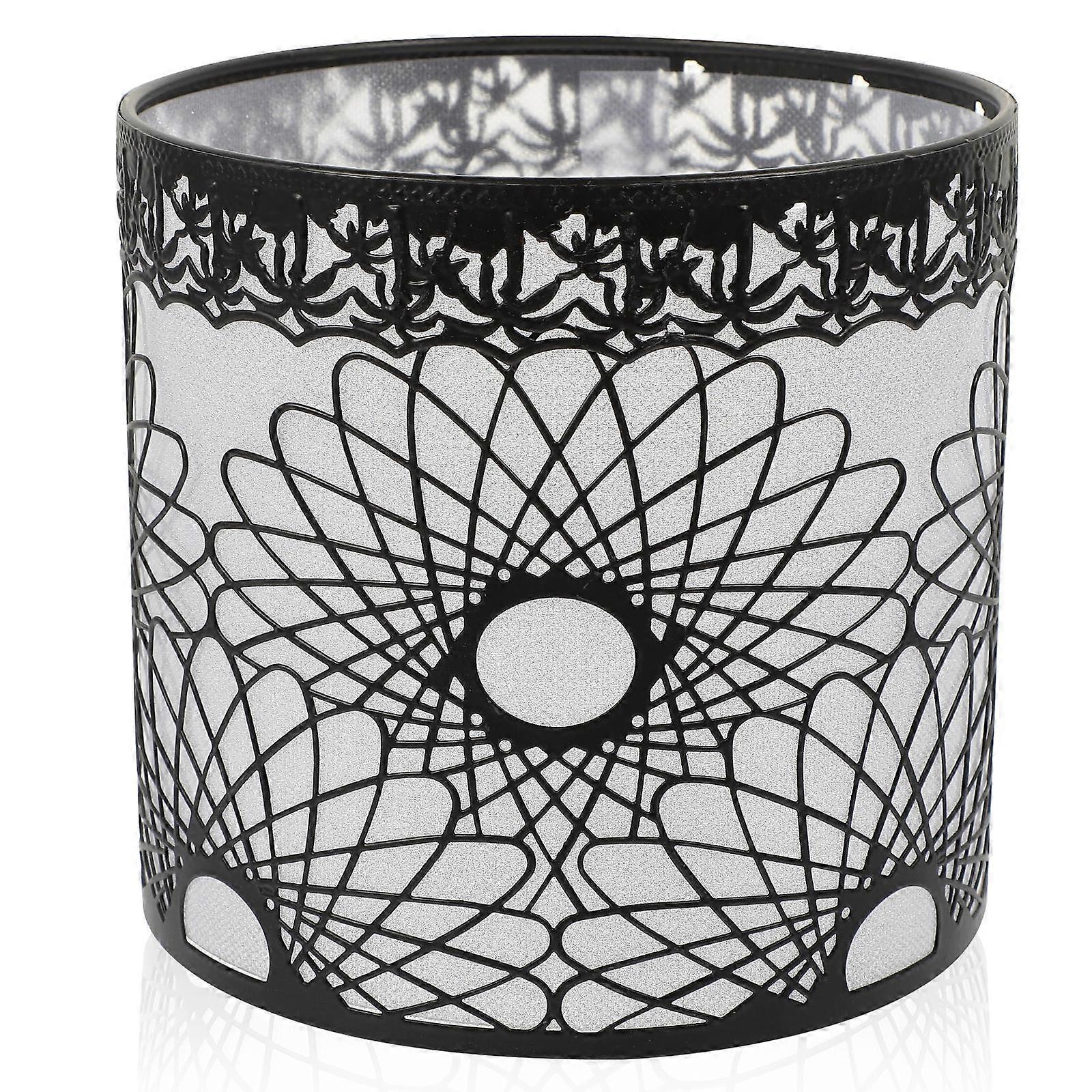 Metal Lamp Guard Iron Lampshade Pendant Light Geometric Lines For Home Decoration 1Set
