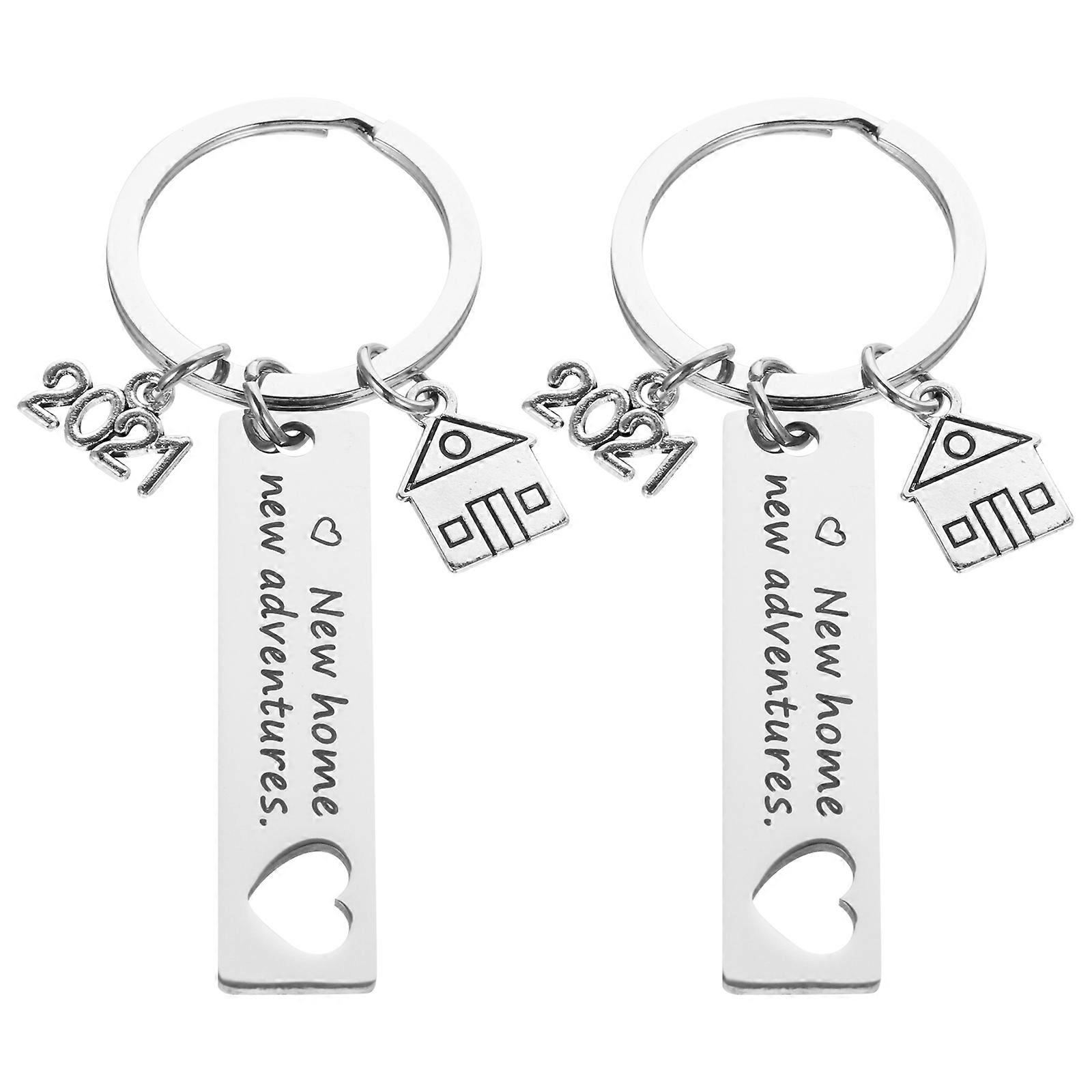 Elegant 2 Pack Letter Keychains for Housewarming – Stylish Hanging Pendant Key Accessories with Sturdy Design