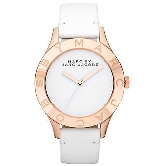 Marc par Marc Jacobs Blade Quartz Analog Women's Watch avec Cowskin Bracelet MBM1201