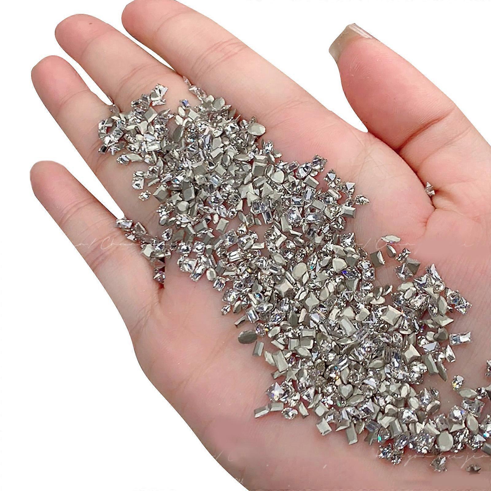 50xフラットボトムネイルラインストーンネイルアートチャーム不規則な形のネイルクリスタルジェムネイル女性のためのアートデコレーション