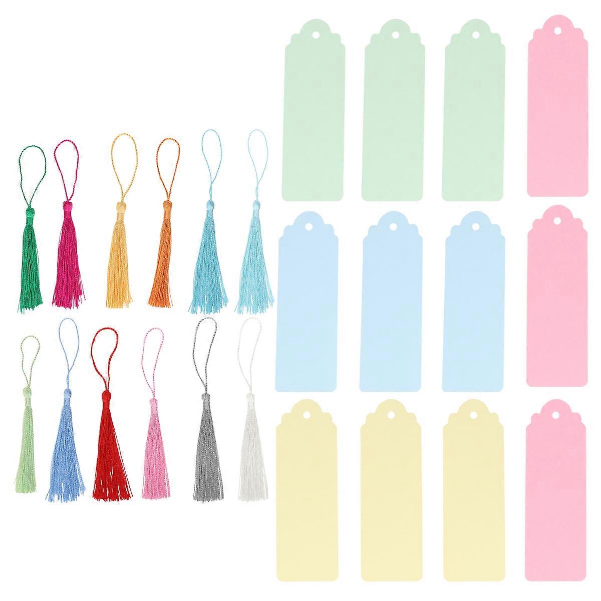 Portable Reading Accessory with Craftsmanship Details