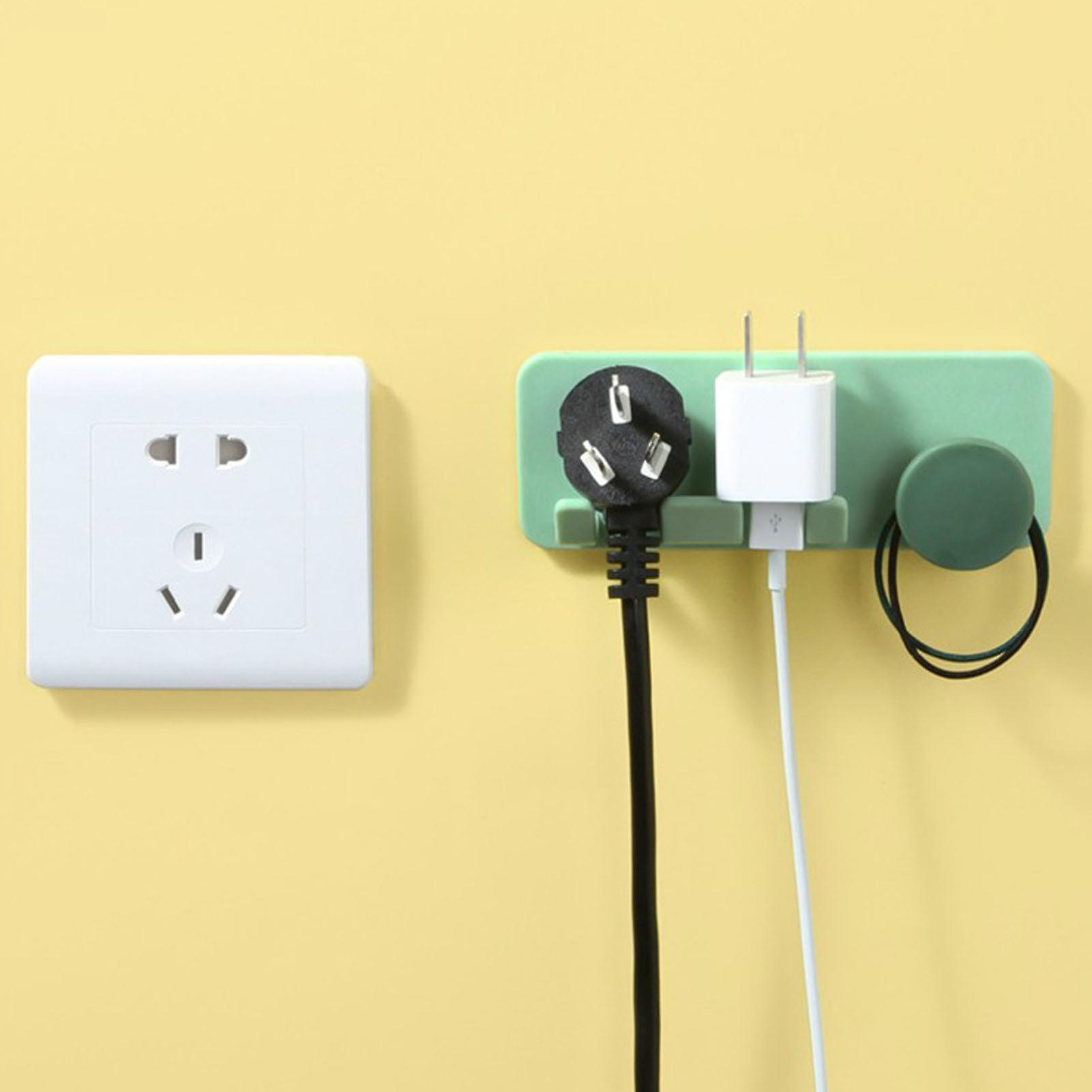 Plug Hook Punch-Free Wall Mounted Power Plug Holder Green 30g