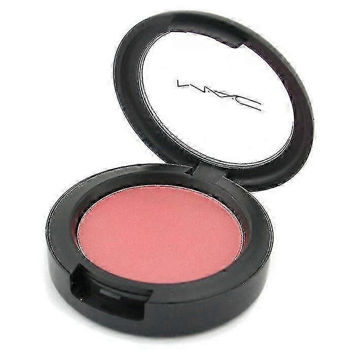 MAC Sheertone Shimmer Blush in Peachykeen for a Natural, Glowing Look Favoured in the UK