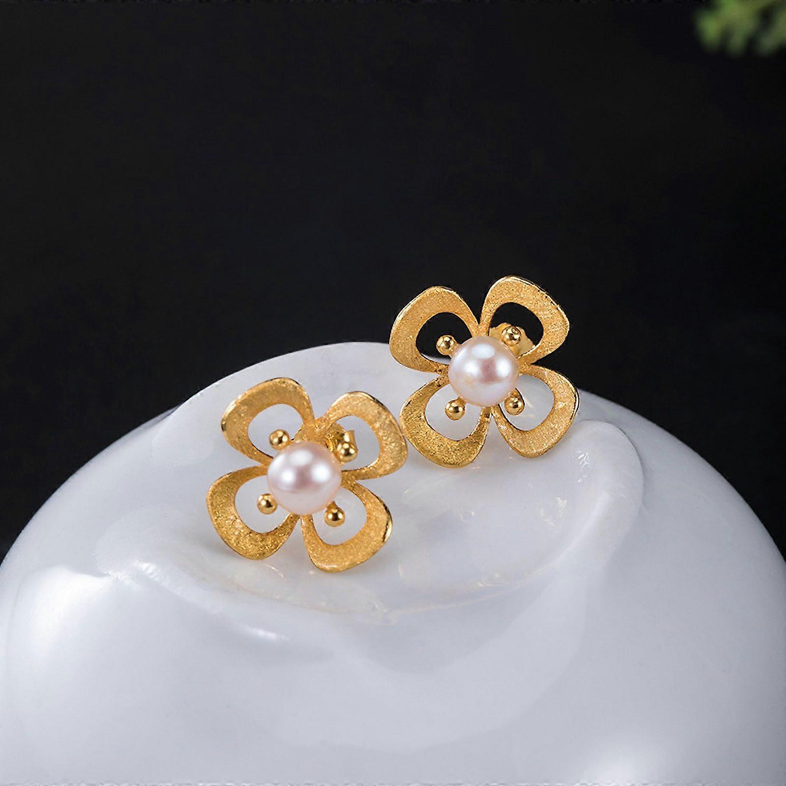 Women's Openwork Petal Simulation Pearl Stud Earrings
