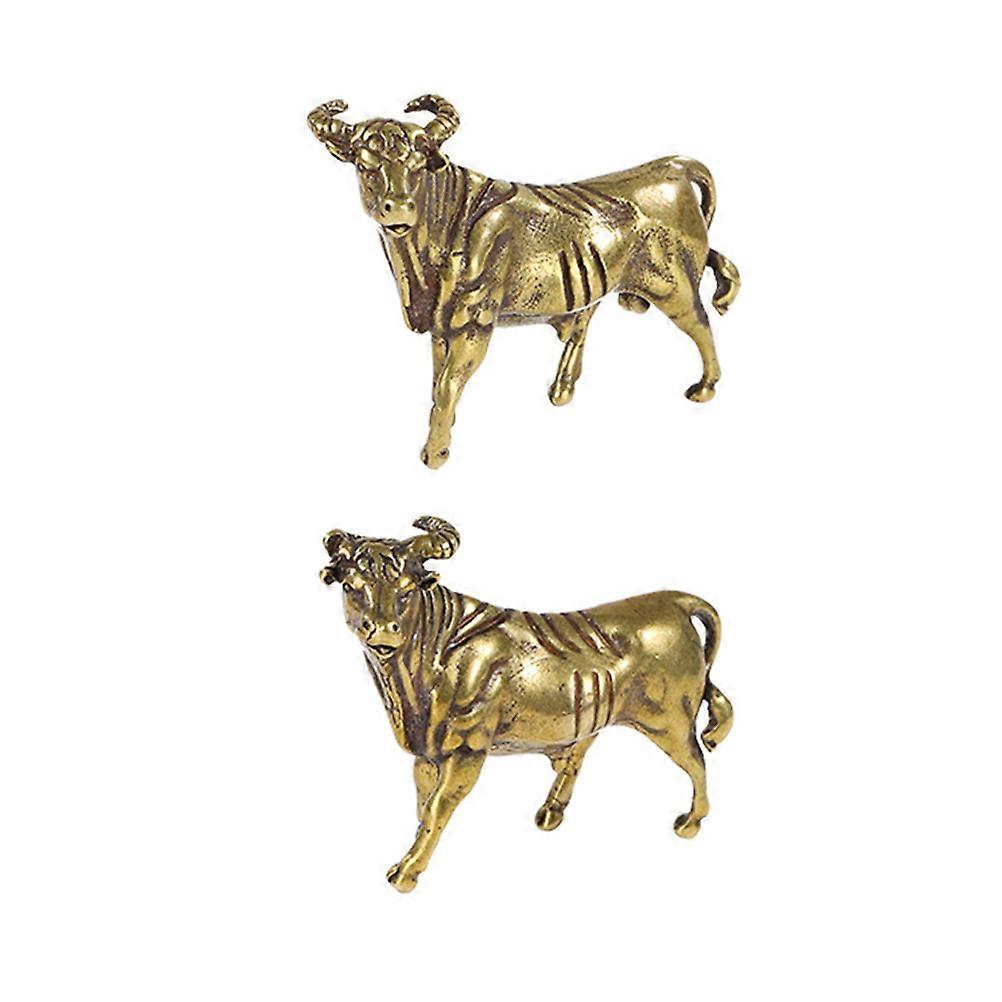 2pcs Golden Brass Cow Adornment for Creative Desktop Decor Compact Design Material