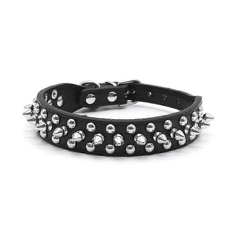 Leather Dog Collar With Gold Spikes, To Prevent The Dog From Being Caught By Larger Dogs