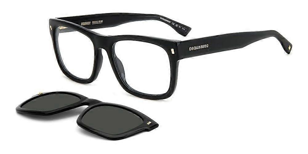 DSQUARED2 Model D2 0100_CS