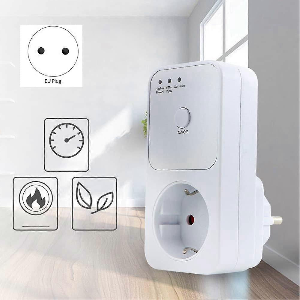 Coat protector  refrigerator protector  EU plug Automatic power socket switch with coat protector