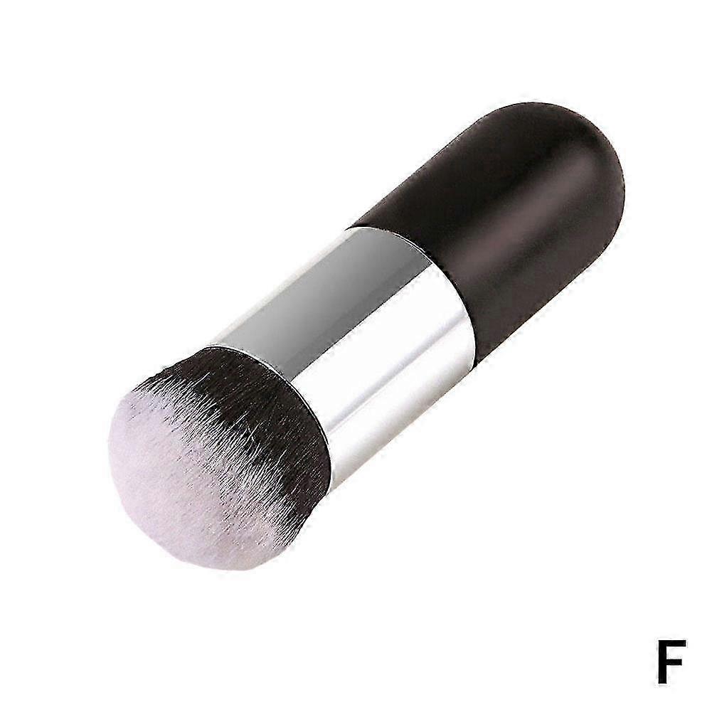 Compact Large-Head Foundation Brush For Quick Natural Blending