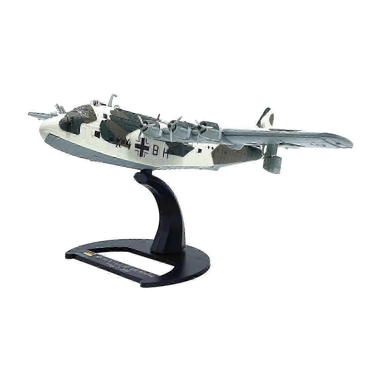 1:200 Scale Diecast Model of a German 222 Seaplane Airplane for Display