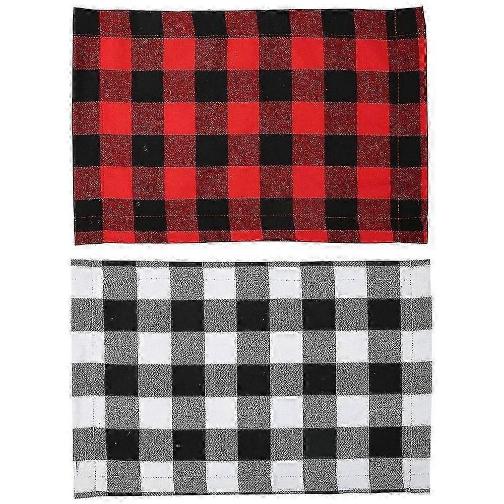 Christmas Table Mats  with Stylish Plaid Design for Festive Dining Settings