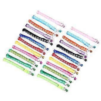 24pcs Haustierhalsbänder Reflektierende Einstellbare Weiche Haut Freundliche Pfotenabdruck Hund Katze Halsband mit Glocke für das Gehtraining