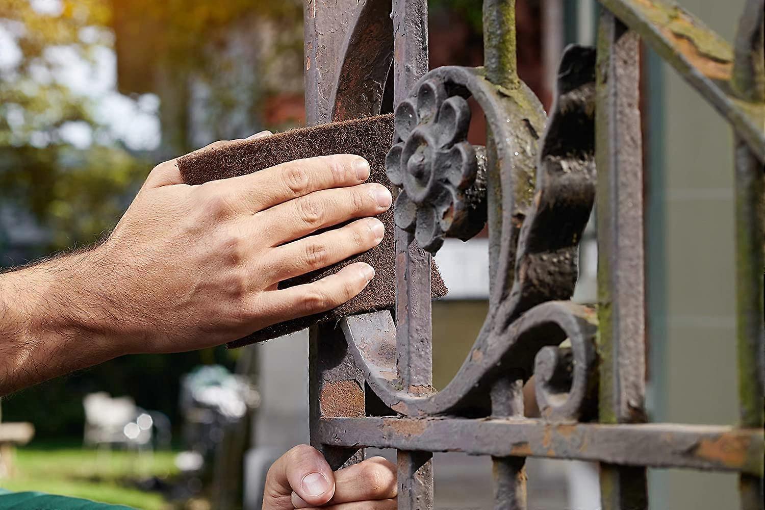 Specialist in non-woven, multifunctional abrasive rolls