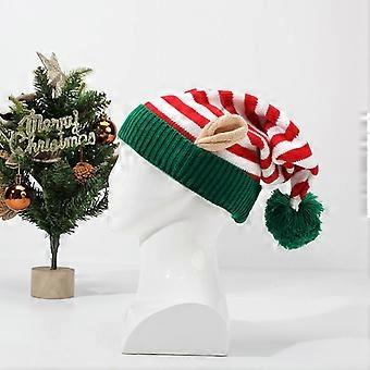 Weihnachtsstrickmütze mit gestreifter Bommelmütze