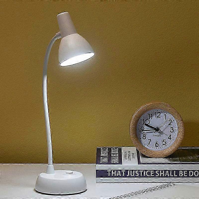 Battery-Powered Clip-On LED Lamp for Students - Eye Protection Desk Light with Adjustable Brightness for Homework and Reading