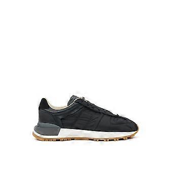 50-50 Runner Sneakers