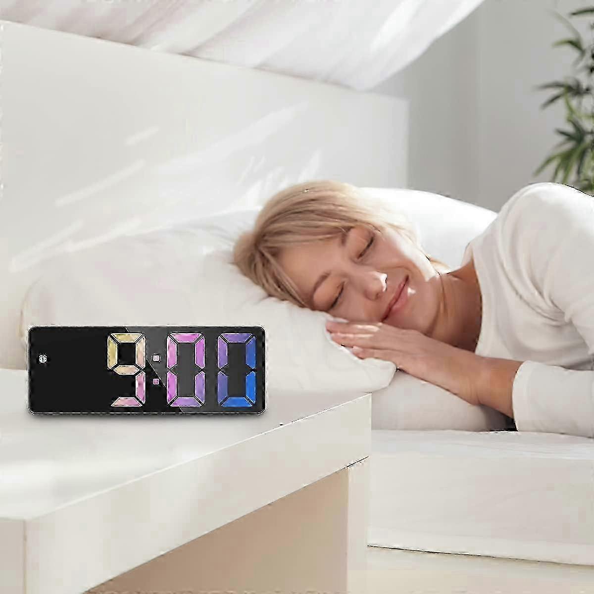 Digital Alarm Clock, Digital Alarm Clock Alarm Clock with LED Temperature Date Display, Digital Alarm Clock with Snooze
