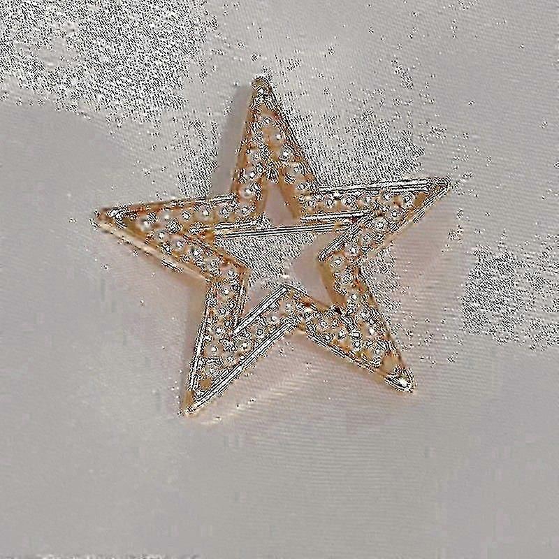 Double C Design Brooch for Classic Style Lovers