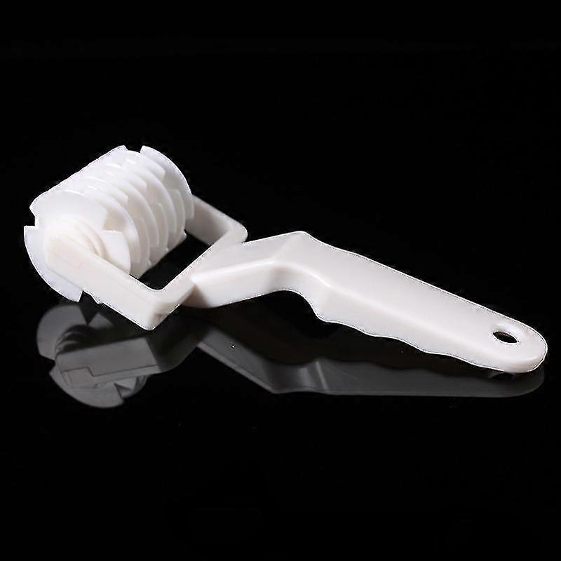 Plastic Baking Tool Pull Net Wheel Knife Lattice Roller Cutter