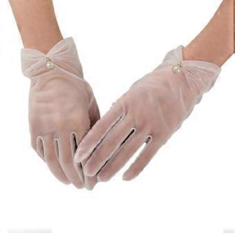 Bequeme, kurze Brautschuhe mit Perlenbesatz, ideal als Handschuhe für die Hochzeitszeremonie, für Fotos im Freien oder in Innenräumen, ein Accessoire für die Braut.