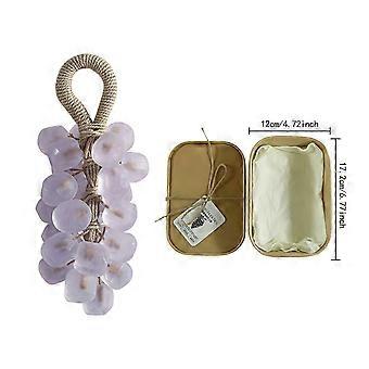 Cadeauset met lavendel- en druivenzeep met edelstenen. Reinigt het lichaam, maakt de huid glad en schoon zonder plakkerig aan te voelen, fris en geurig.