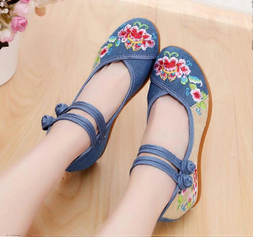 Chaussures anciennes, chaussures Hanfu pour femmes, chaussures brodées quatre saisons, nouveautés 2017 pour femmes, version coréenne à talons hauts du style chinois-