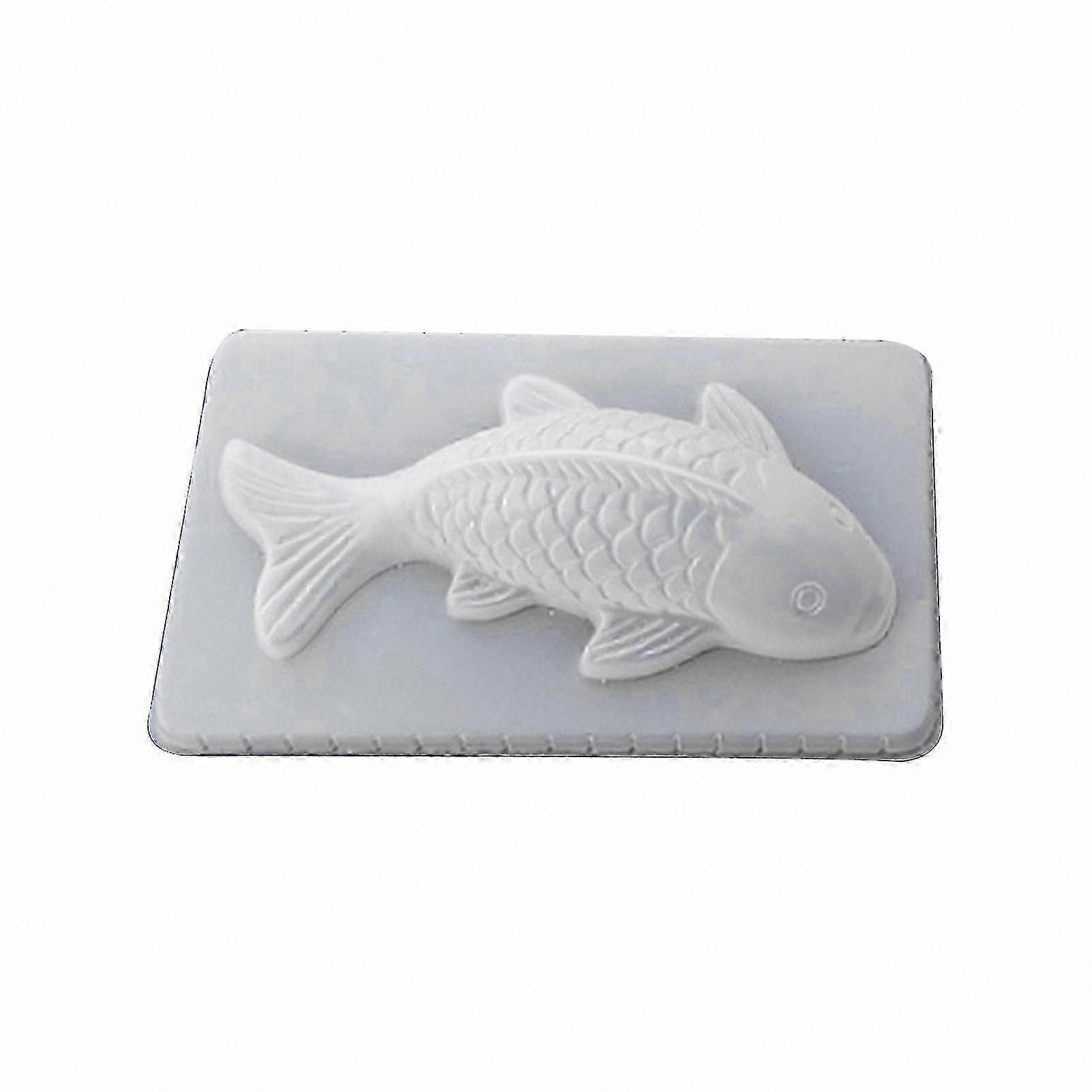 Non-Stick Fish-Shaped Cake Mold for Kitchen Use, Durable Plastic Baking Tool