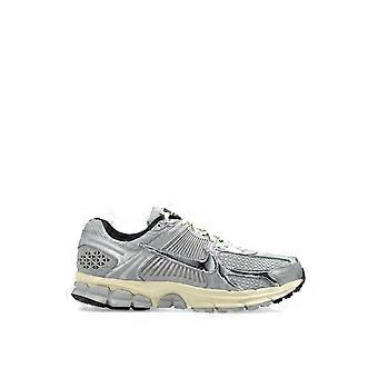 Zoom Vomero 5 Sneakers