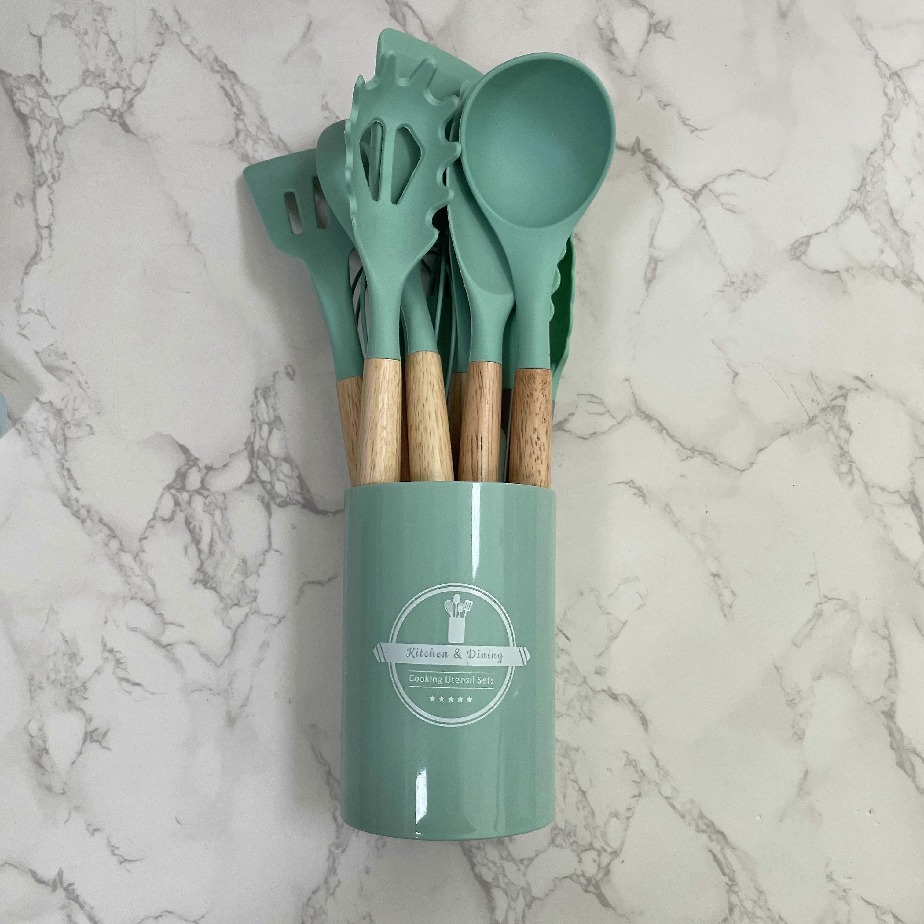 12pcs Non-stick Kitchen Utensils Set, High Temperature Resistant Wooden Handle Silicone Spatula Set, Household Cooking Spoon, Tongs, Colander, Soup Sp
