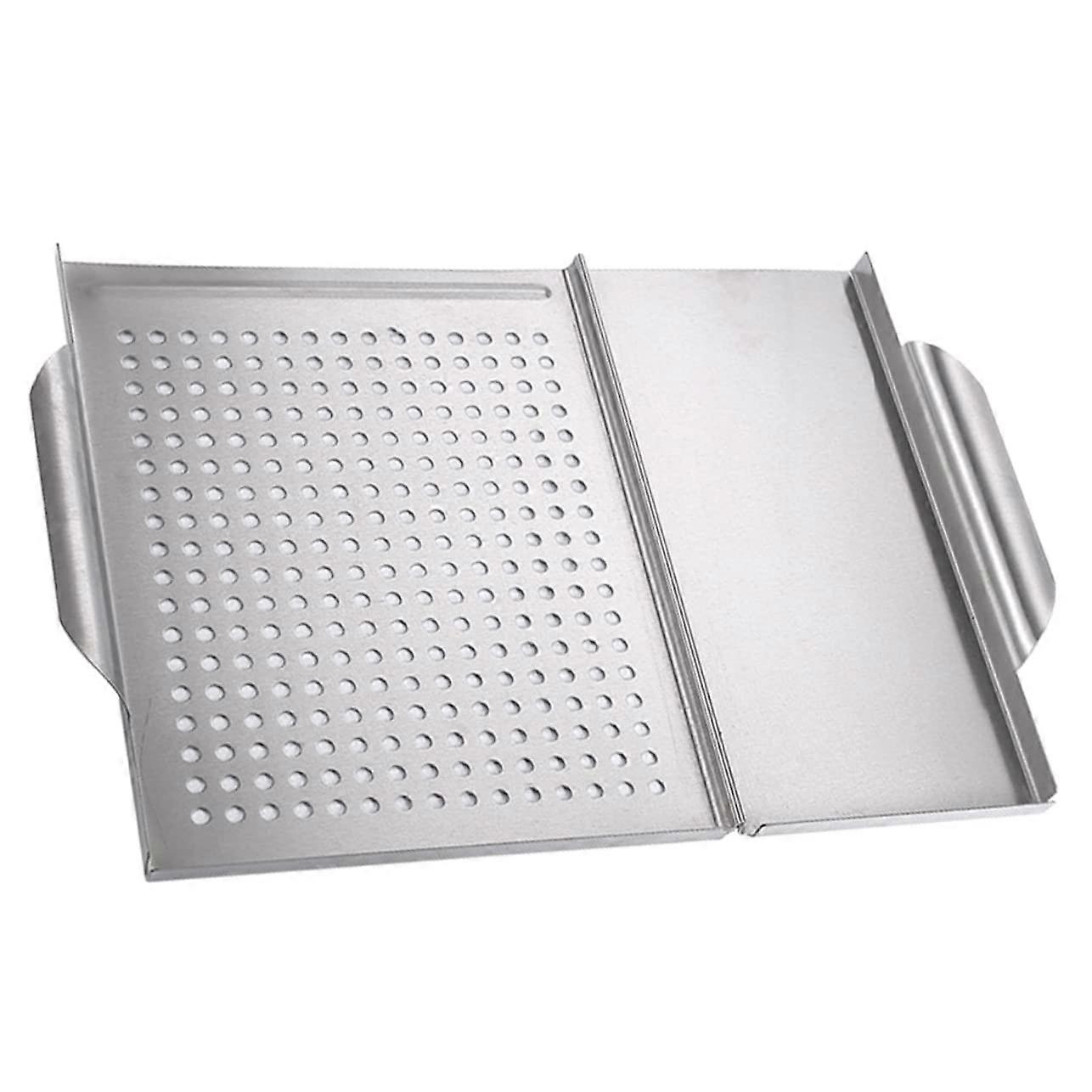 Grill plate with square BBQ pan for even cooking of vegetables and meat. Durable and versatile. grill accessory for gas and charcoal grills.