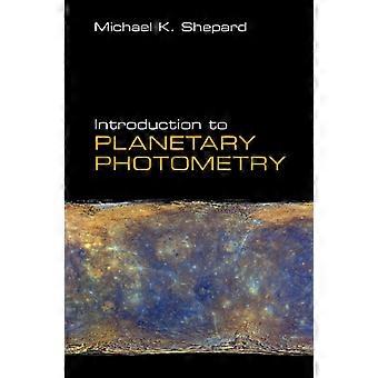 Introdução à Fotometria Planetária - Michael K. Shepard