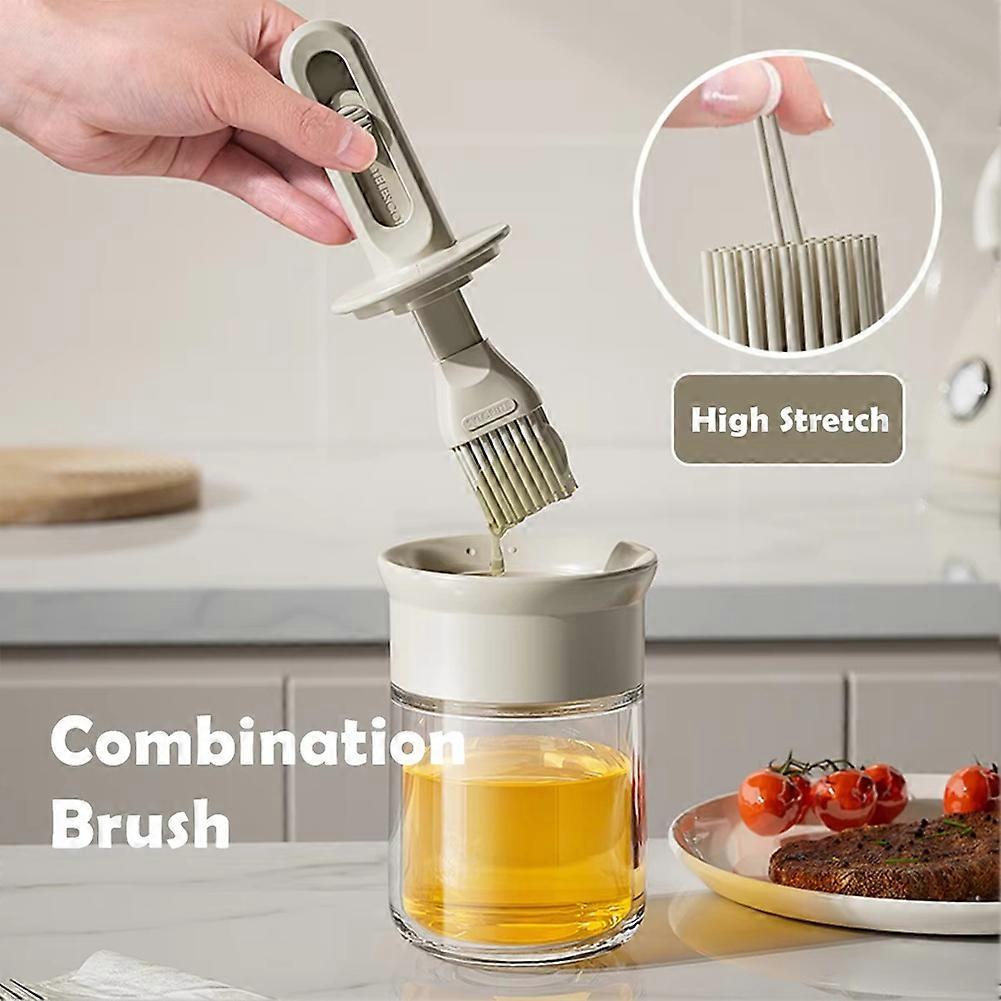 Adjustable Telescopic Oil Brush with Integrated Bottle