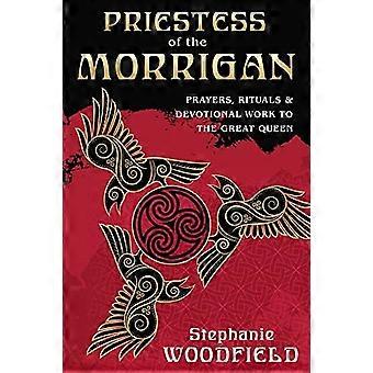 Sacerdotessa del Morrigan: preghiere, rituali e lavoro devozionale alla Grande Regina