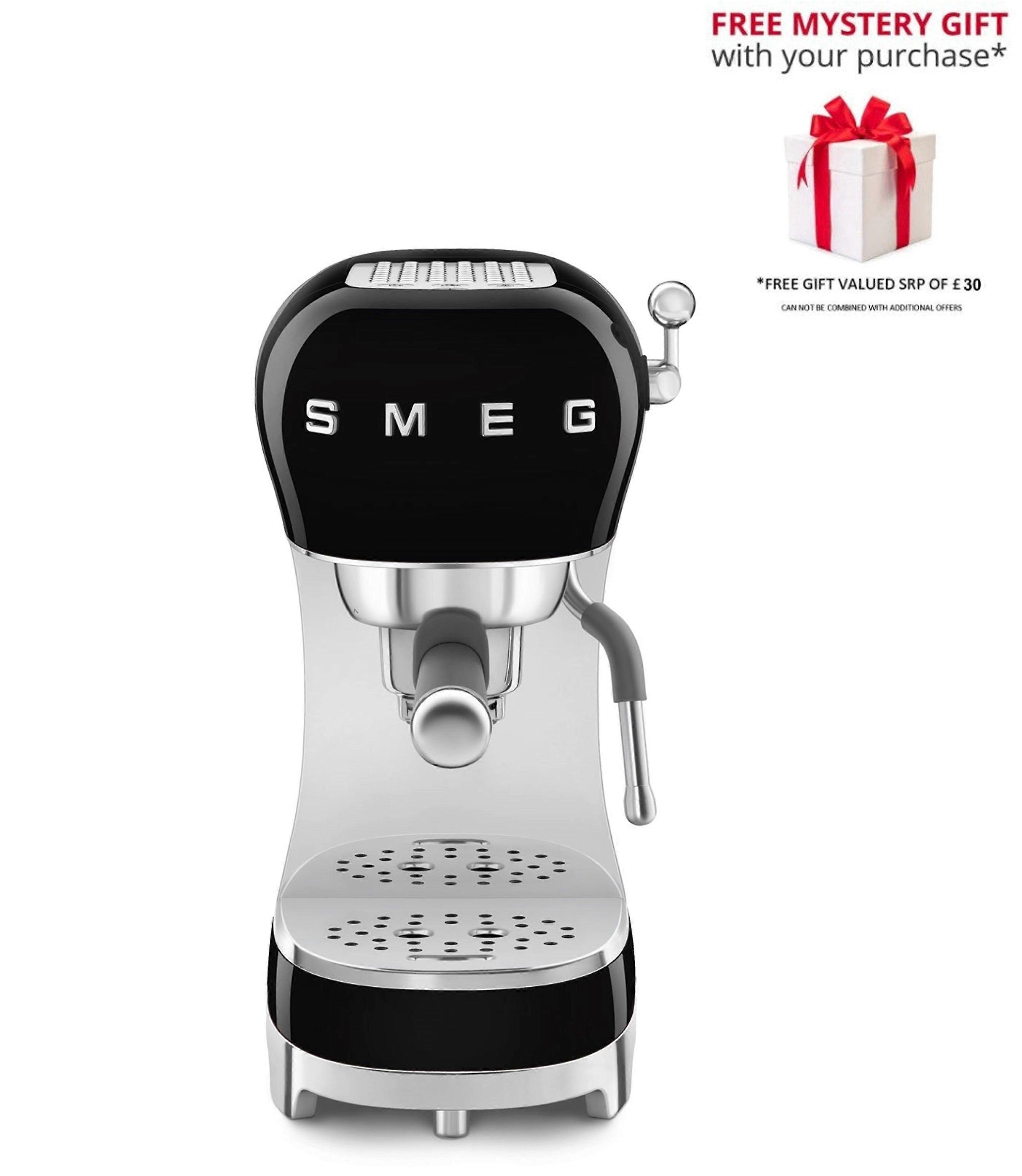 Smeg ecf02 espresso coffee machine with steam wand