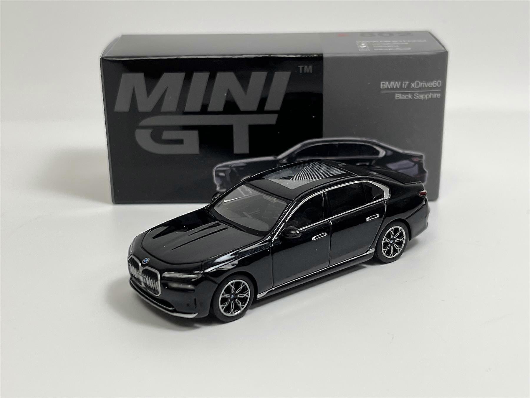 BMW i7 xDrive60 Black Sapphire LHD 1:64 Scale Mini GT MGT00802L
