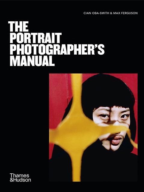 The Portrait Photographers Manual by Max Ferguson Paperback