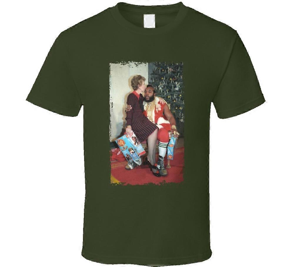Nancy Reagan en el regazo de Santa Claus, camiseta del Sr. T, estilo 1678